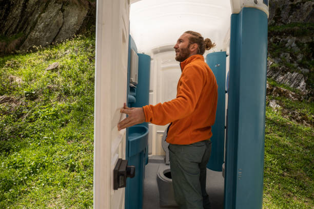 Porta potty delivery and setup in Youngsville, NC
